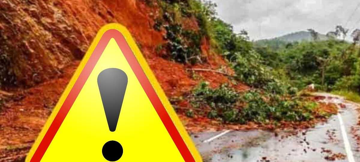 දිස්ත්‍රික්ක දෙකකට නායයාමේ අනතුරු ඇඟවීම්
