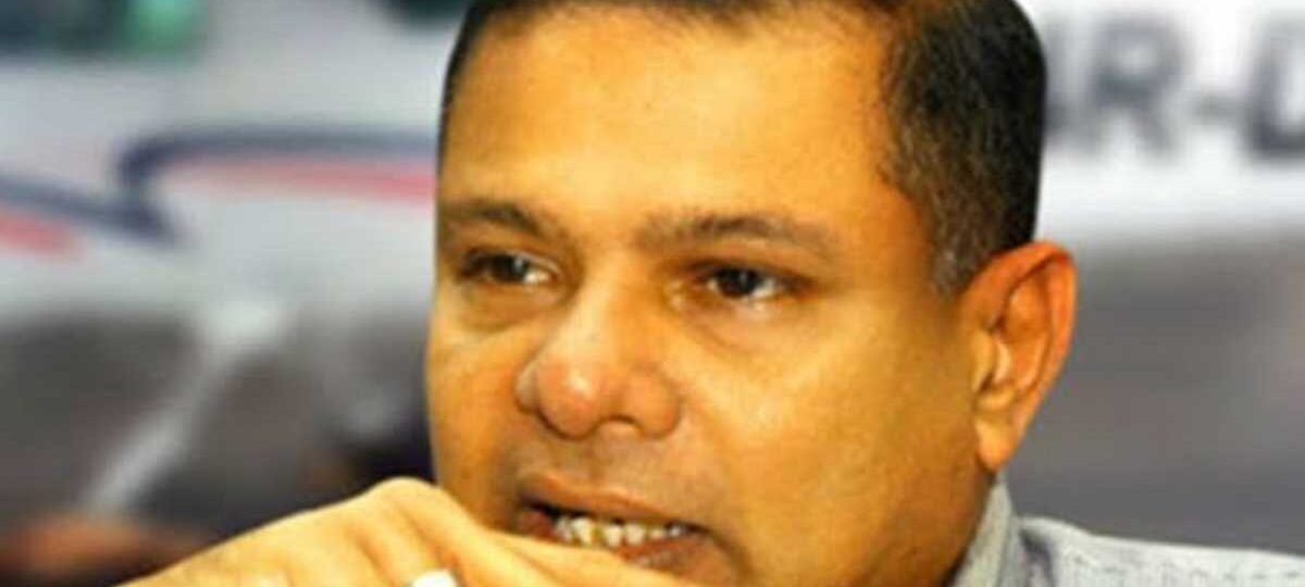 පියංකර ජයරත්න අල්ලස් කොමිසමට
