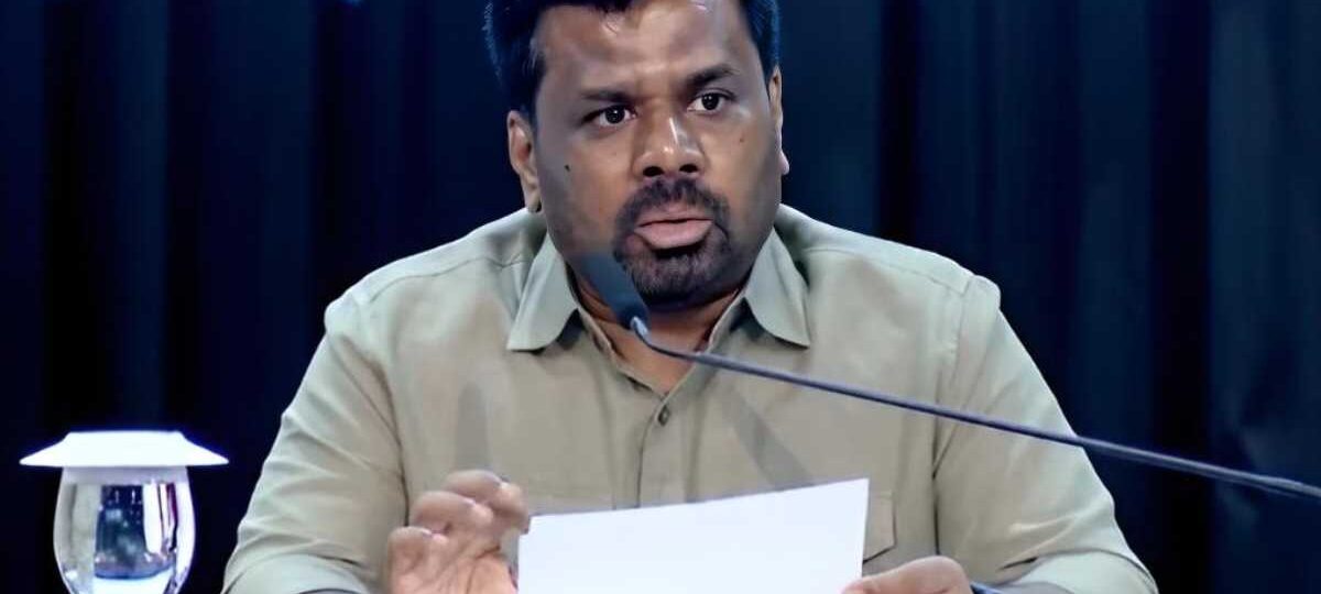 සියලු දෙනා නීතියට බය වෙන්න ඕන.. නීතියට යටත් නොවන කිසිවෙක් ඉන්න බෑ