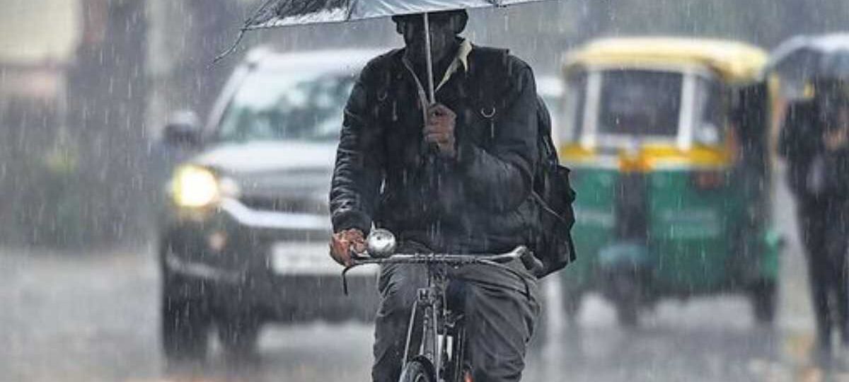 ප්‍රදේශ රැසකට අද සවස තද වැසි