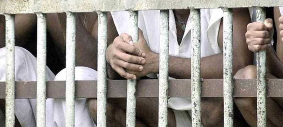 දෛනිකව 400කට ආසන්න පිරිසක් රක්ෂිත බන්ධනාගාරයට