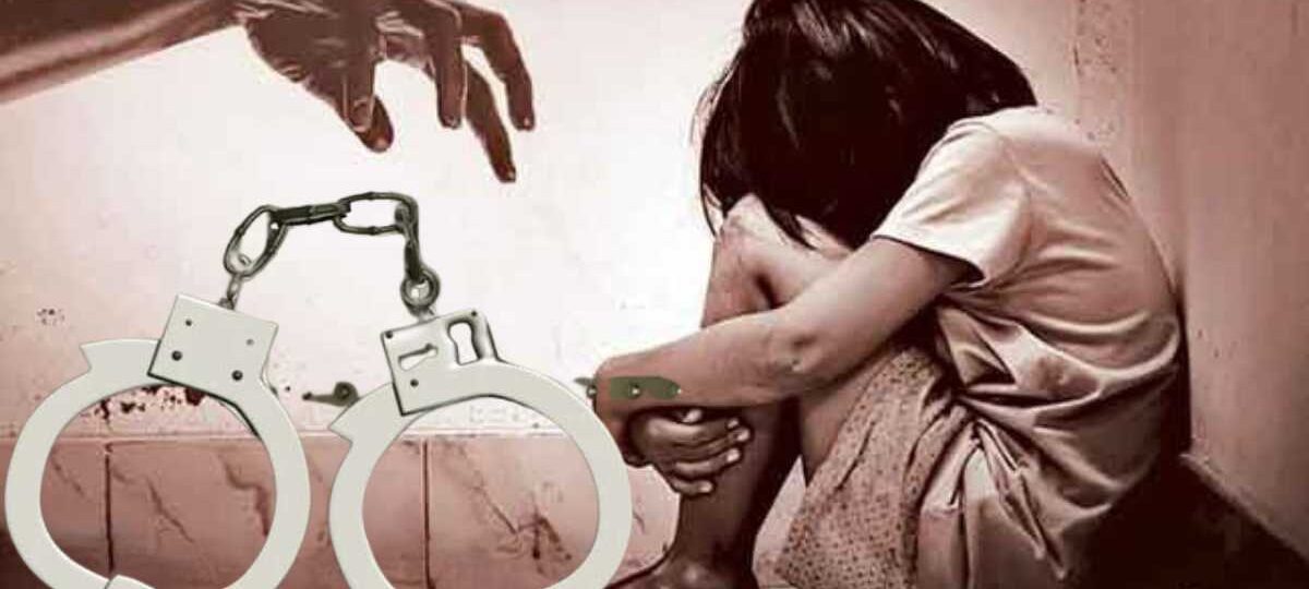 කුඩා දැරියන් දෙදෙනෙක් අපයෝජනය කළ හිමිනම සහ මවුලවි අත්අඩංගුවට