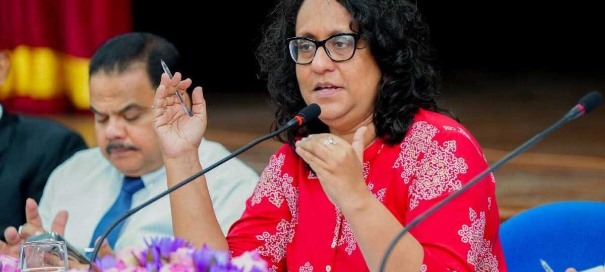 බාහිර වැඩසටහන් පාසල් පද්ධතිය තුළ සංවිධානය කිරීම තහනම්