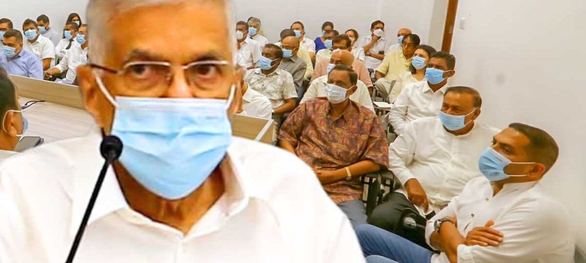 විපක්ෂයේ දේශපාලන පක්ෂ සමග එකතු වී ඉදිරි අභියෝග වලට මුහුණ දෙමු