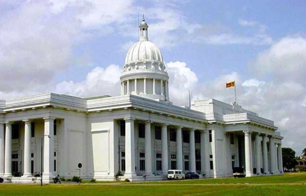 කොළඹ මහනගර සභාවේ මන්ත්‍රීවරියක් ඉල්ලා අස්වෙයි