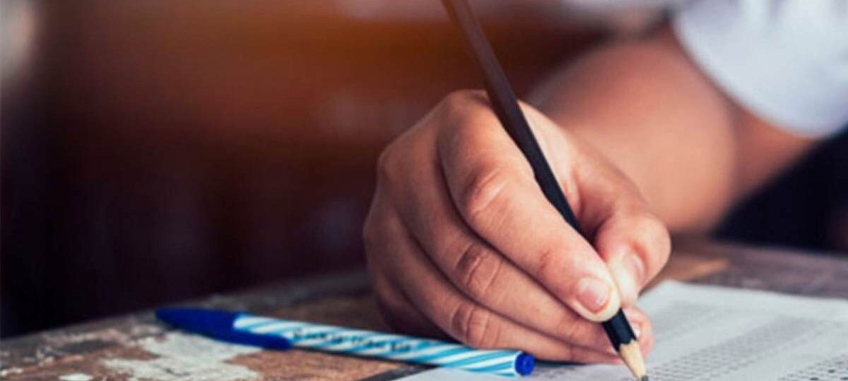 උසස් පෙළ කල් දමයිද.? අවසන් නියෝගයට දිනයක්
