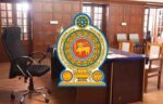 රාජ්ය ආයතන කිහිපයක ලොක්කන් රැසකට වැඩ වරදී