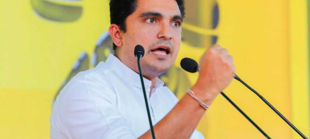 රටේ ආර්ථිකය වේගයෙන් හදන්න පාලන බලය ගන්න බැරුව අපි ඉන්නේ