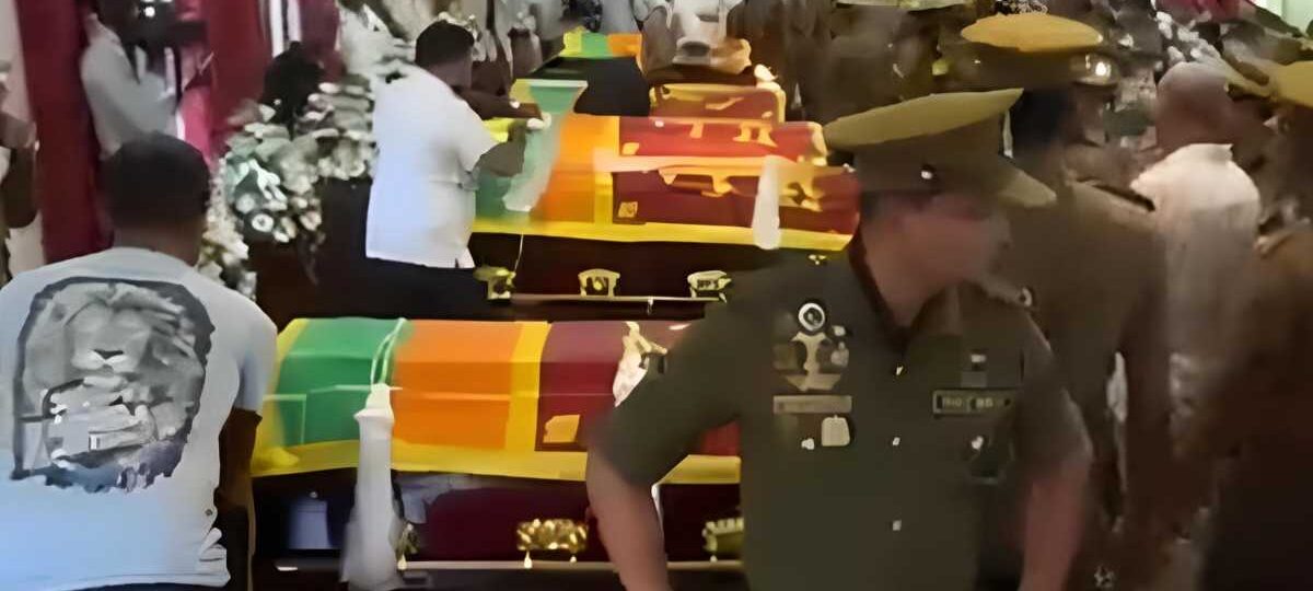මියගිය නිලධාරීන්ගේ දේහයන් වැලිකඩට
