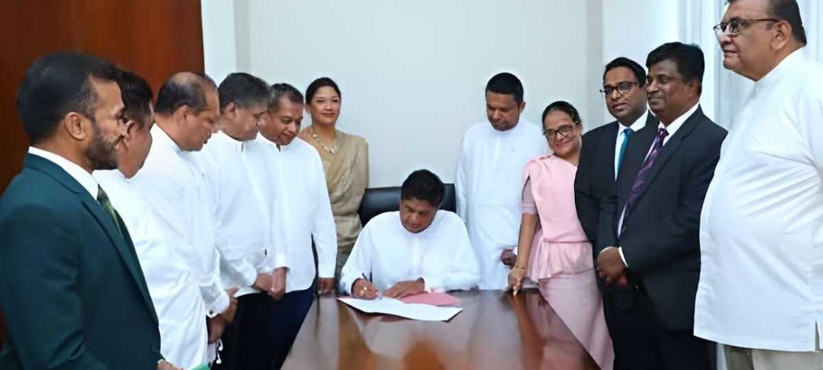 අධිකරණ ඇමතිට එරෙහිව සජිත් ප්‍රමුඛ විපක්ෂයෙන් විශ්වාසභංගයක්